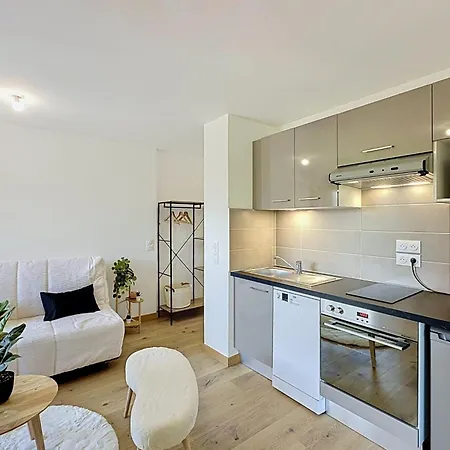 Cosy With Balcony & Mont-blanc View Appartamento